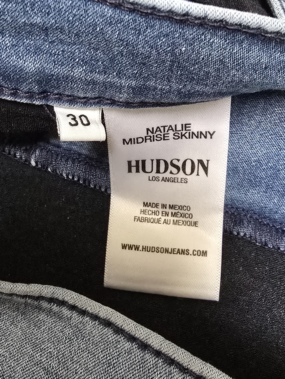 Hudson Natalie Mid Rise Skinny Jean in Medium Wash - Picture 10 of 11